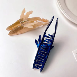 Whale Hair Claw