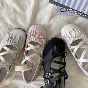 Gossip Goes Around Ballet Flats